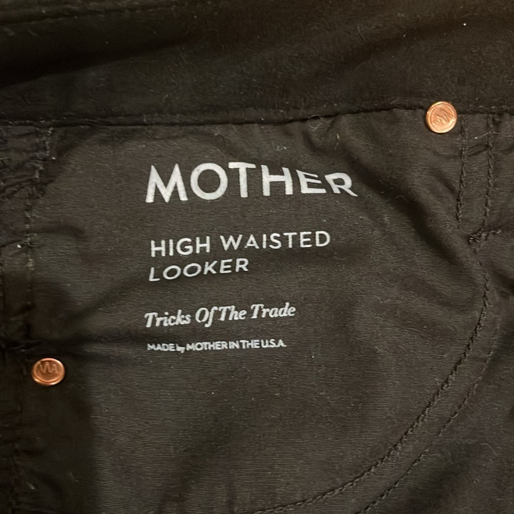MOTHER High Waisted Looker in Tricks Of The Trade--black faux suede in size 26